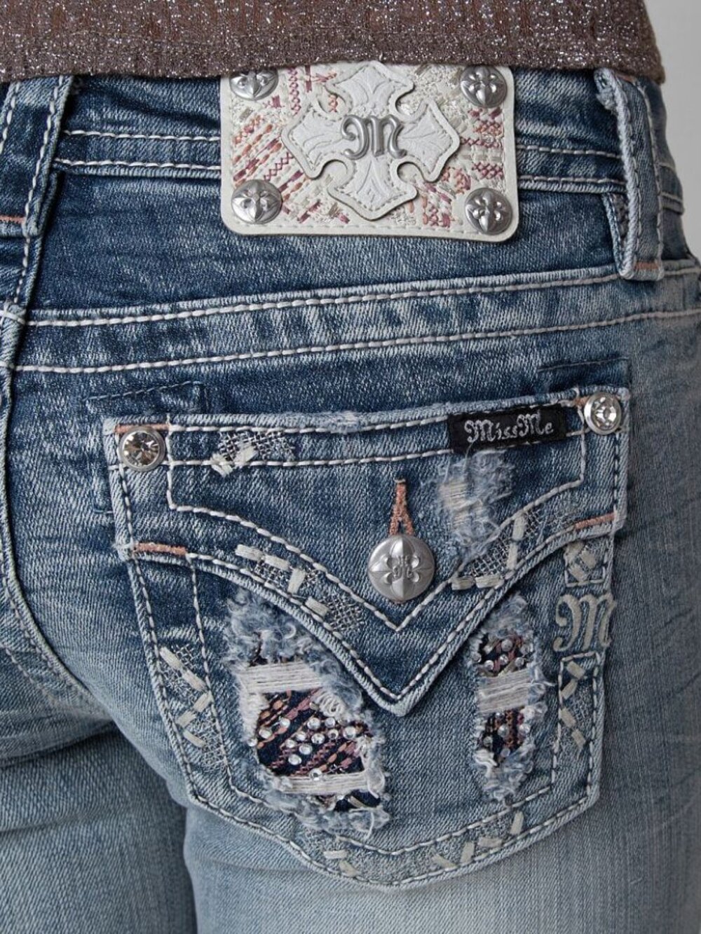 Miss Me Mid-Rise Stretch Cropped Jean size 27